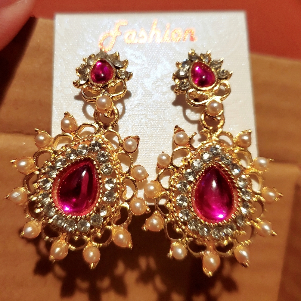 Pink jhumka -earrings